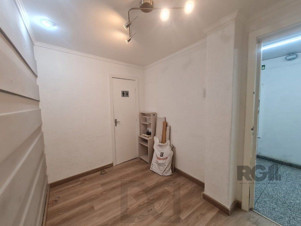 Sala - 30 m² - Centro Histórico — foto 6