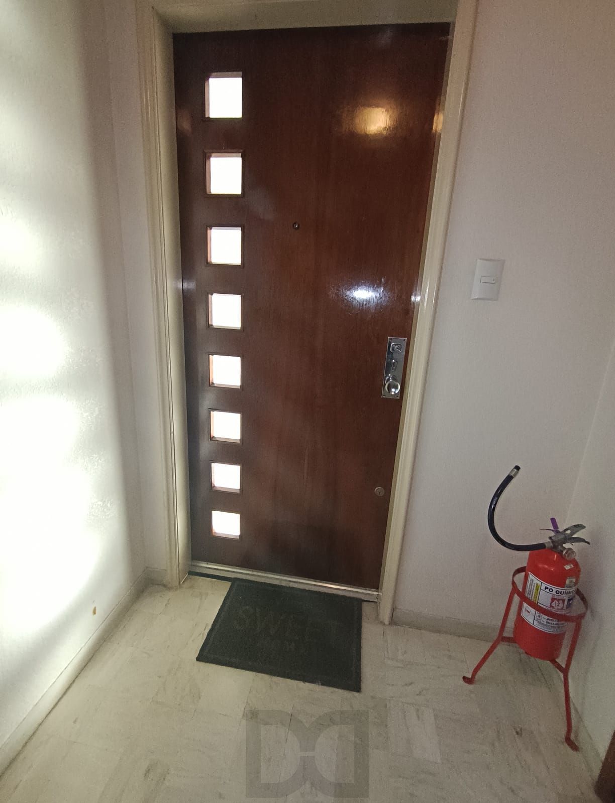 Apartamento 3 dormitórios - 132,00 m² - 1 vaga - MENINO DEUS — foto 1
