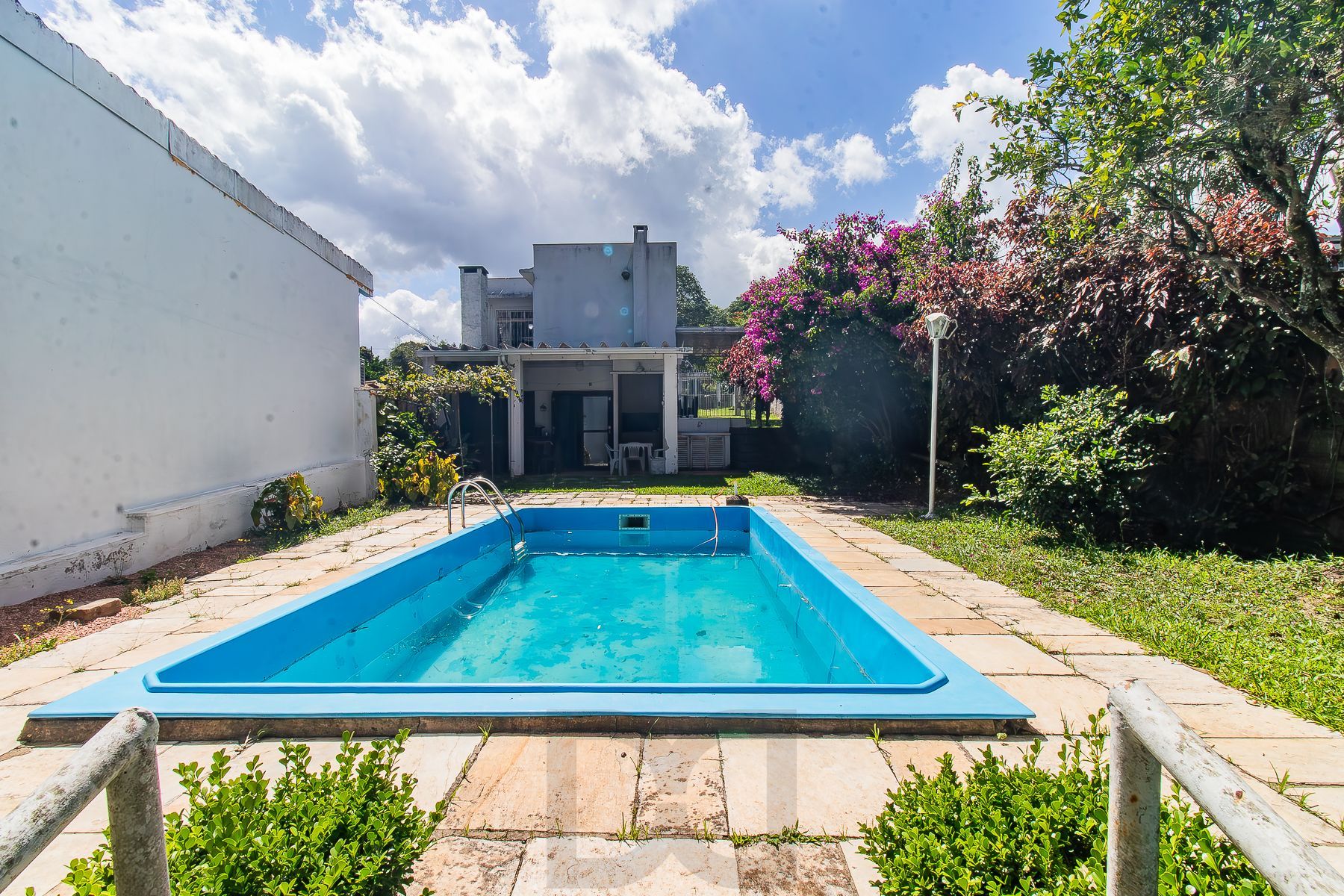 3 Dormitórios, com lareira, churrasqueira e piscina — foto 36