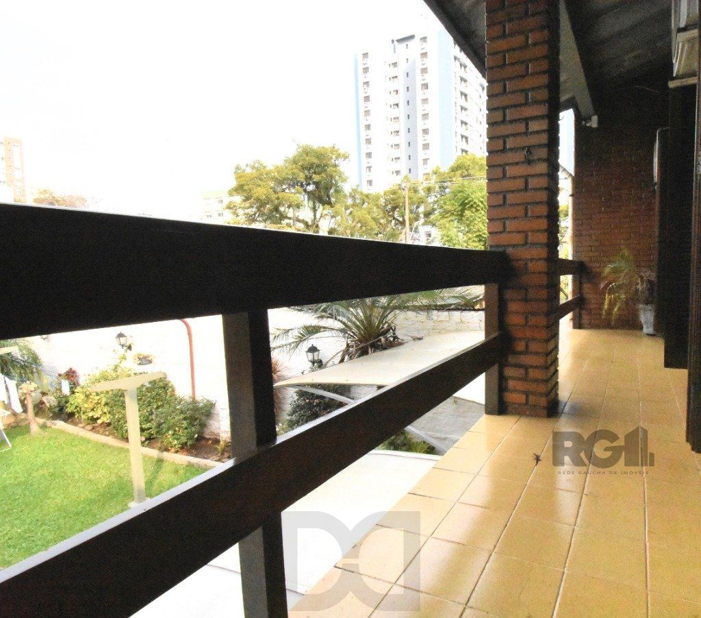 CASA - 5 dorms. - 3 vagas - 290 m² - MENINO DEUS — foto 20