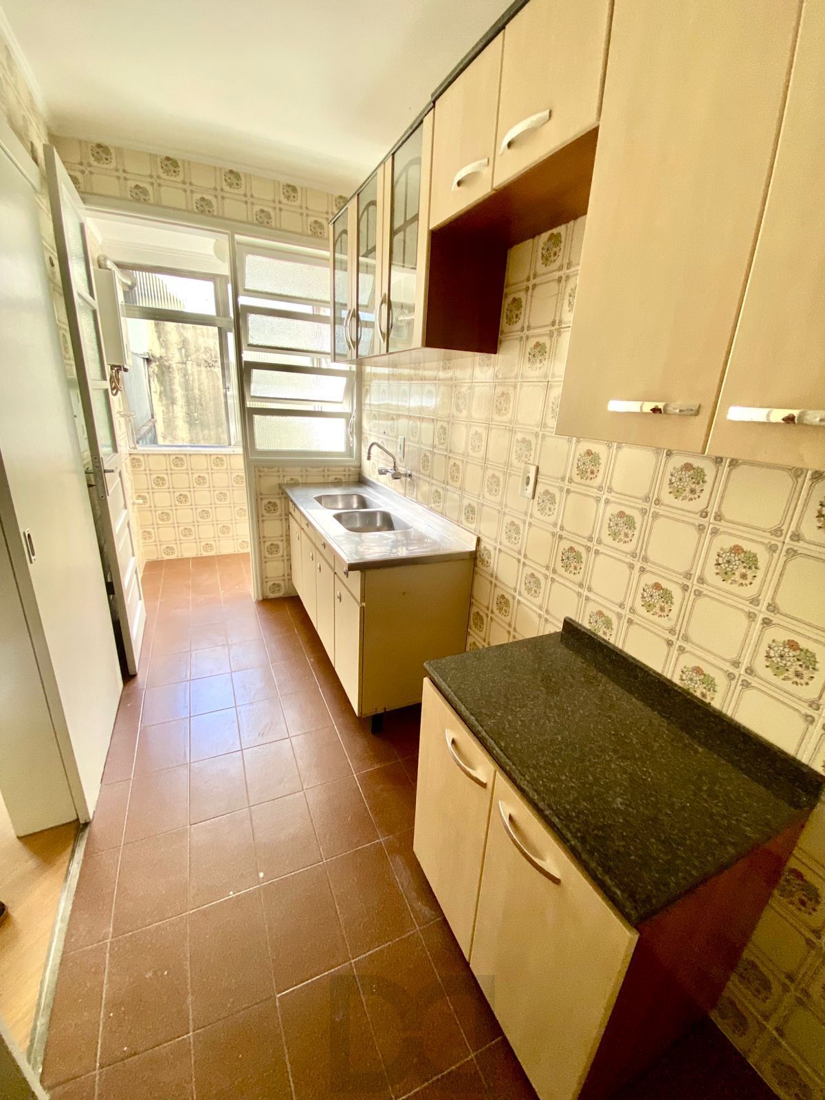 Apartamento1 dormitório, patio, vaga de garagem predio com elevador Menino Deus — foto 6