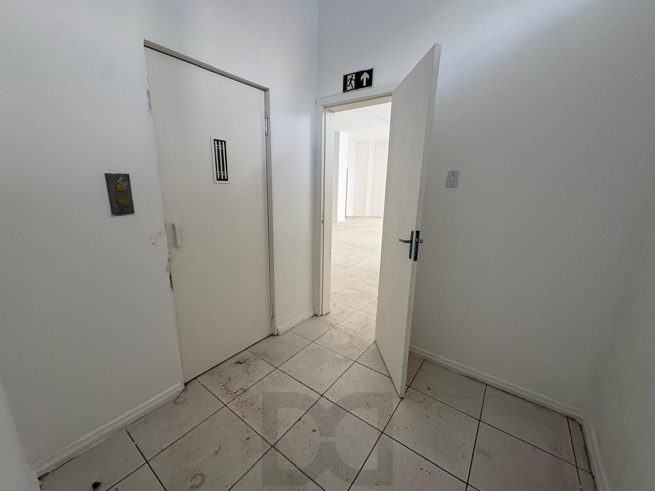 Sala comercial 822,66m² no centro de Porto Alegre — foto 14