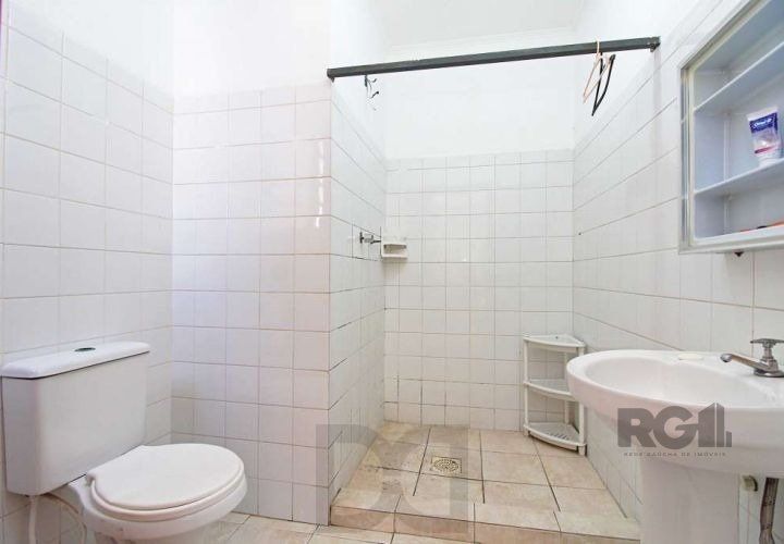 casa - 4 dorms. - 2 vagas - 200 m² - Partenon — foto 16