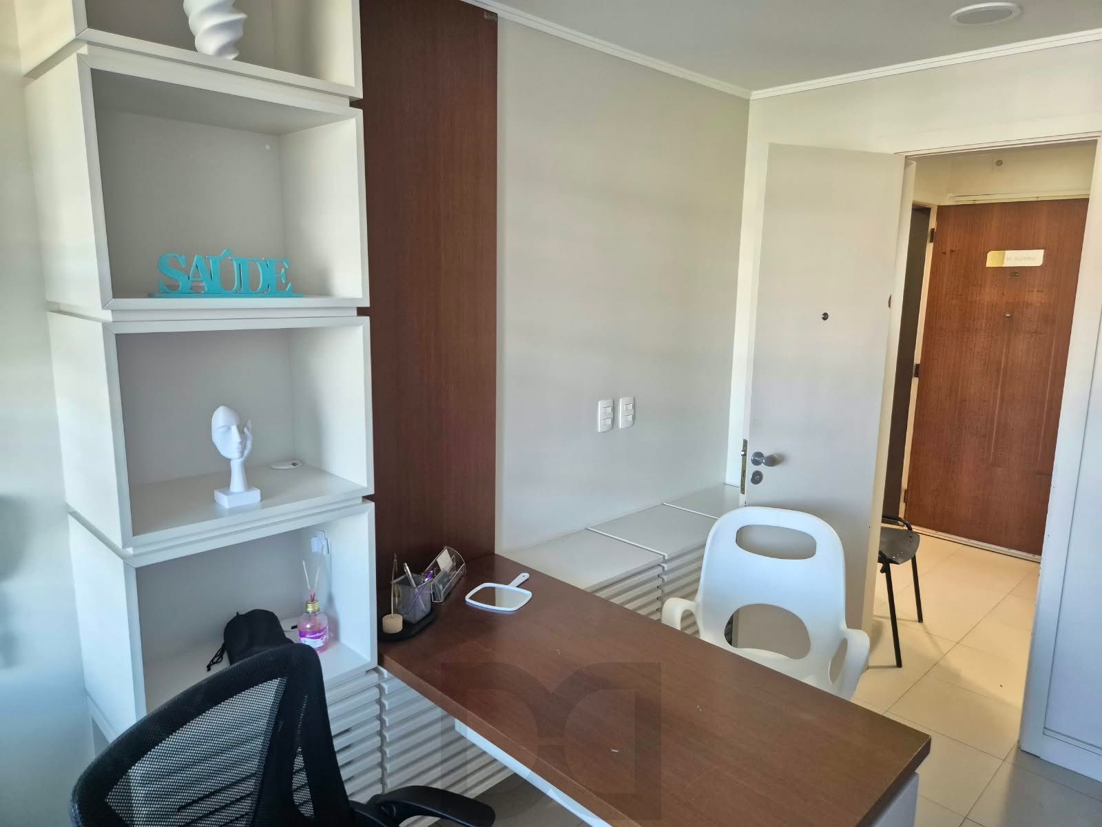 Sala comercial em formato consultório dentário — foto 4