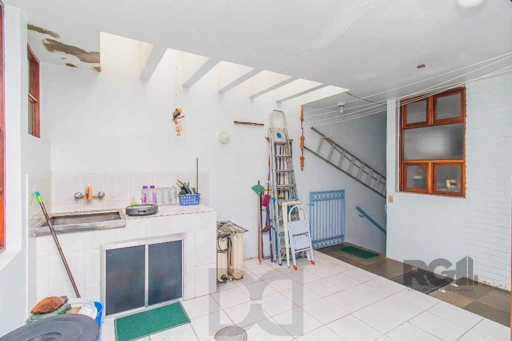Casa para Venda - 400m², 3 dormitórios, sendo 1 suites, 4 vagas - Menino Deus — foto 20
