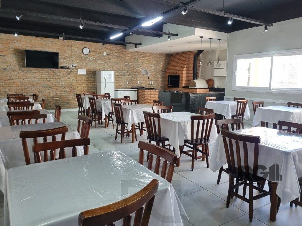 Apto 2 dorm, reformado, no  Menino Deus — foto 6
