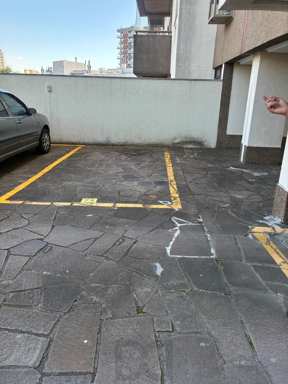 ÓTIMO APARTAMENTO 2 DORMITÓRIOS COM VAGA ESCRITURADA NO MENINO DEUS — foto 94