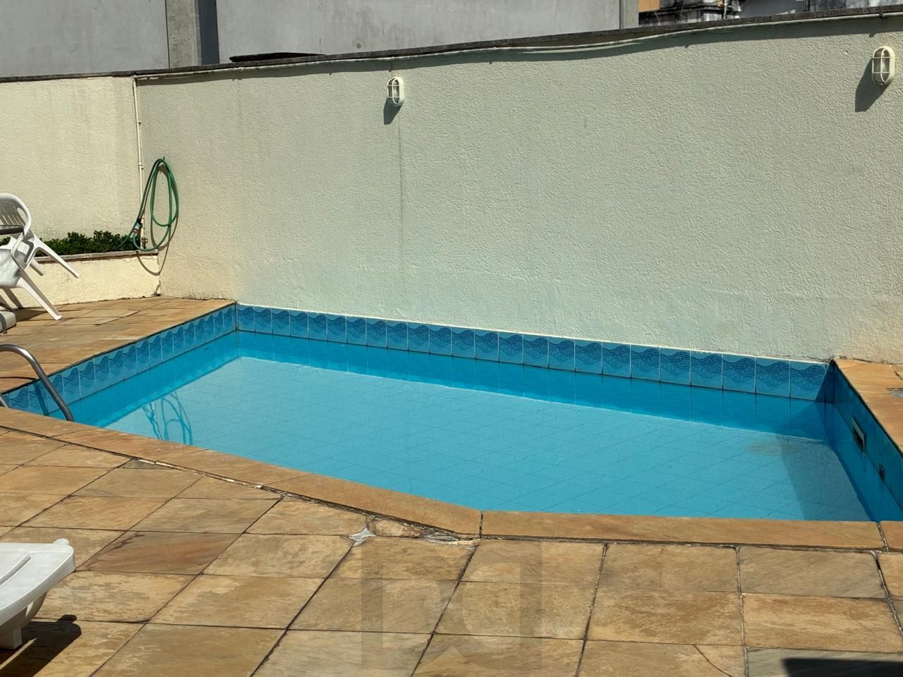 ÓTIMO APARTAMENTO 2 DORMITÓRIOS COM VAGA ESCRITURADA NO MENINO DEUS — foto 49