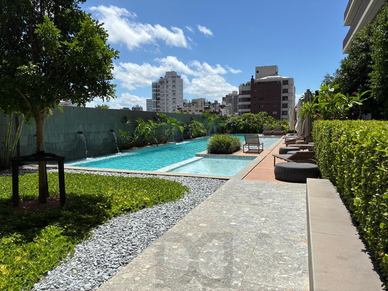 Lindo imóvel 2 dormitórios, 1 suíte, 64 m2, vaga de garagem no bairro Praia de Belas — foto 17