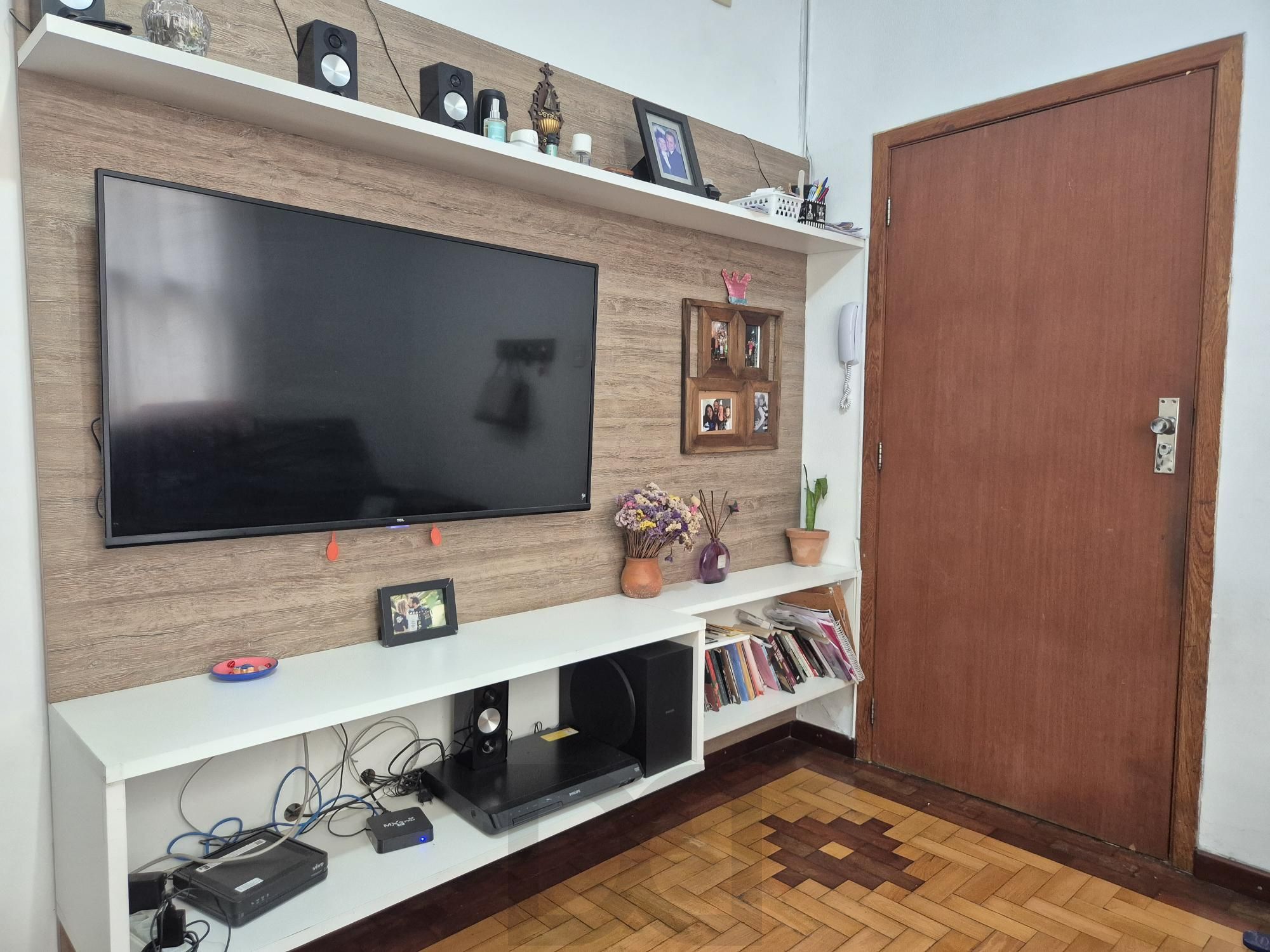 2Dormitórios com churrasqueira — foto 1