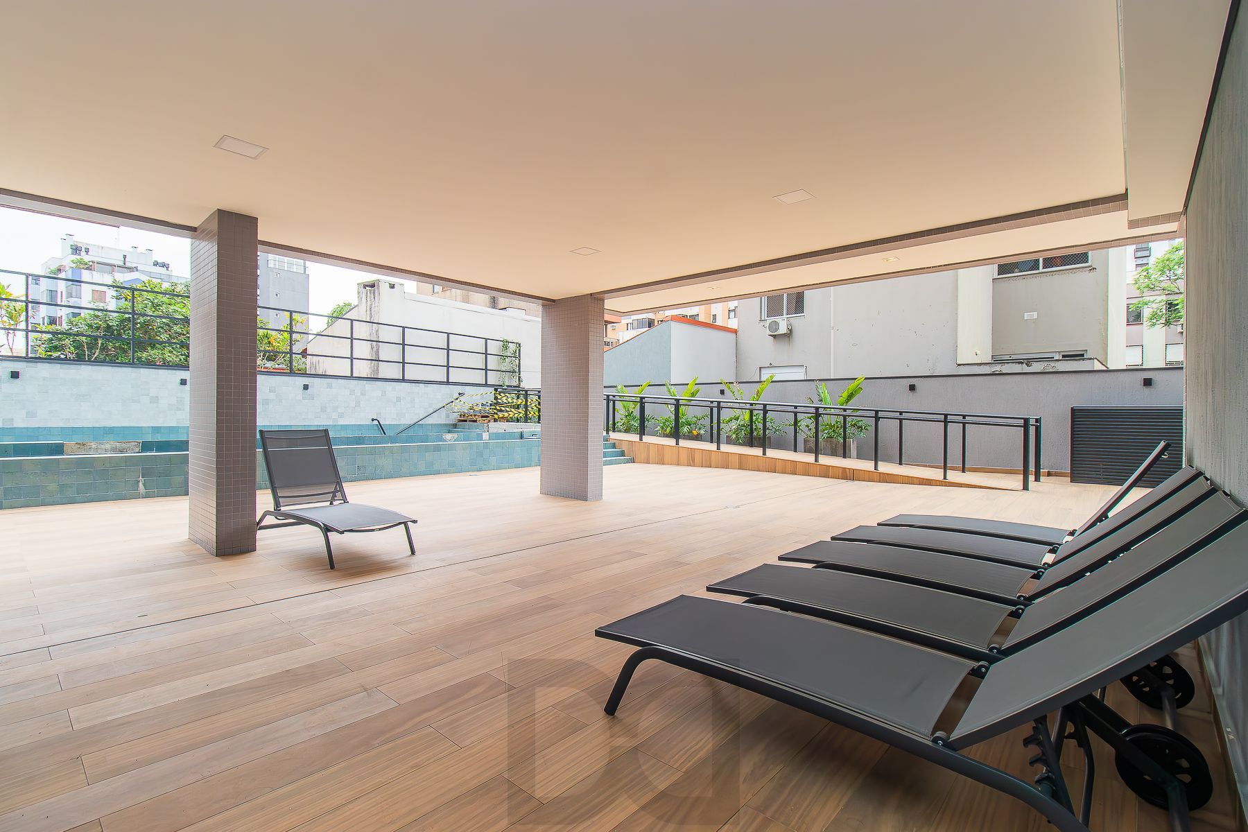 APARTAMENTO 3 dorm (1 suíte) 1 vaga dupla - 102,73m² - MENINO DEUS — foto 12