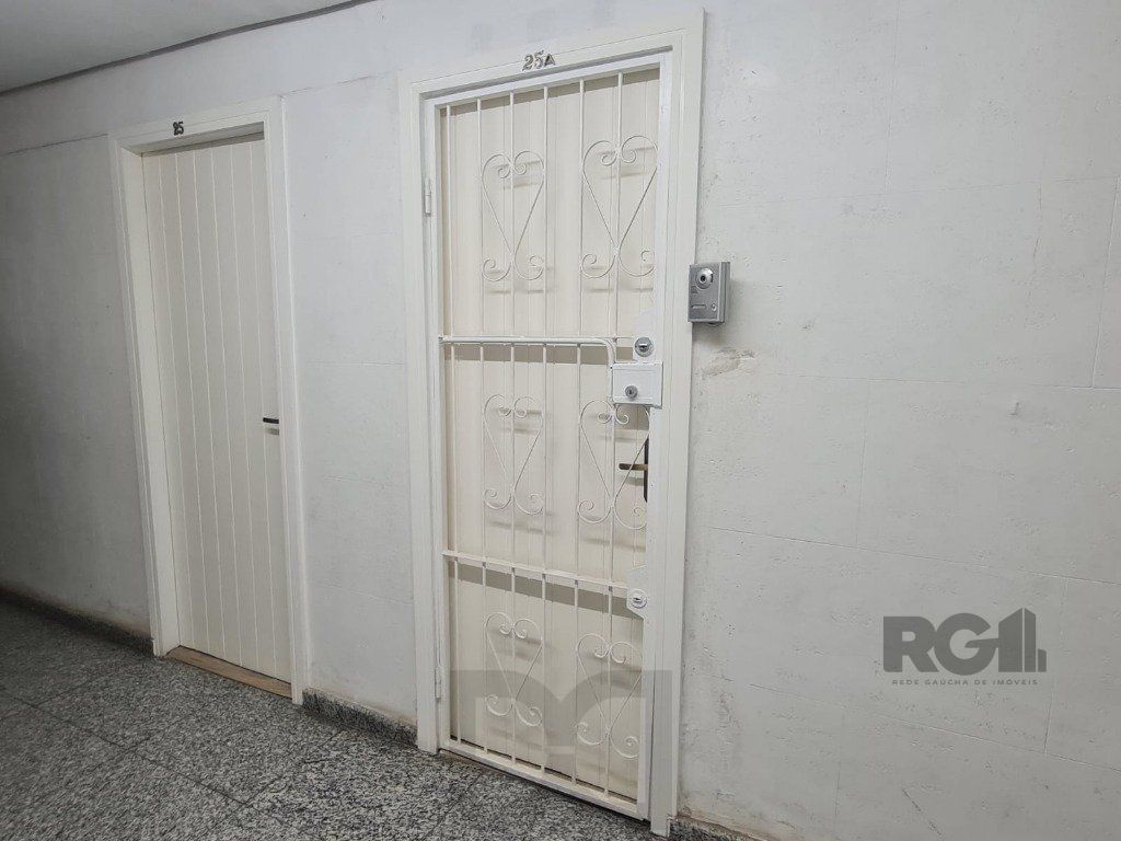 Sala - 30 m² - Centro Histórico — foto 4