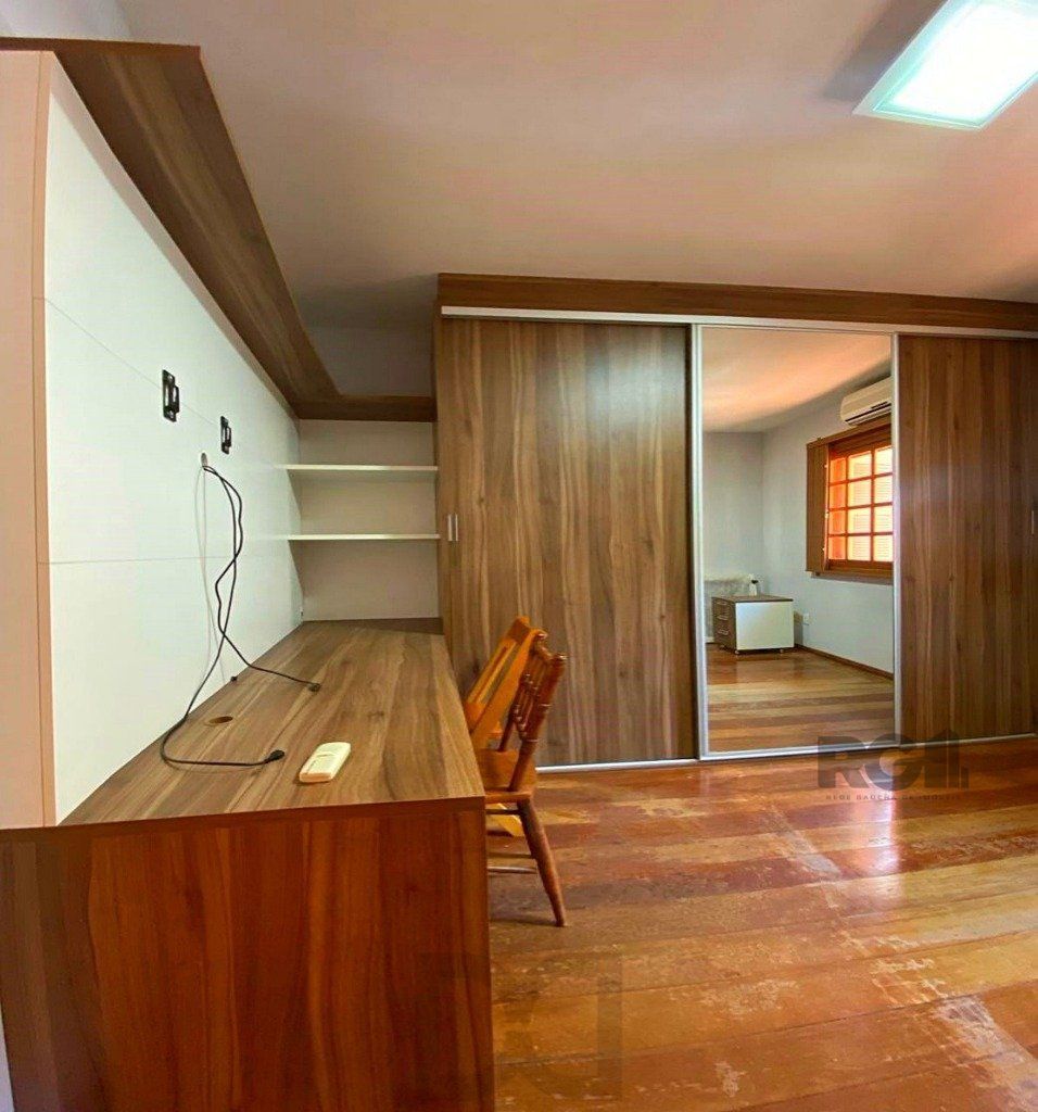 CASA - 4 dorms. - 3 vagas - 254,79 m² - SANTA TEREZA — foto 19