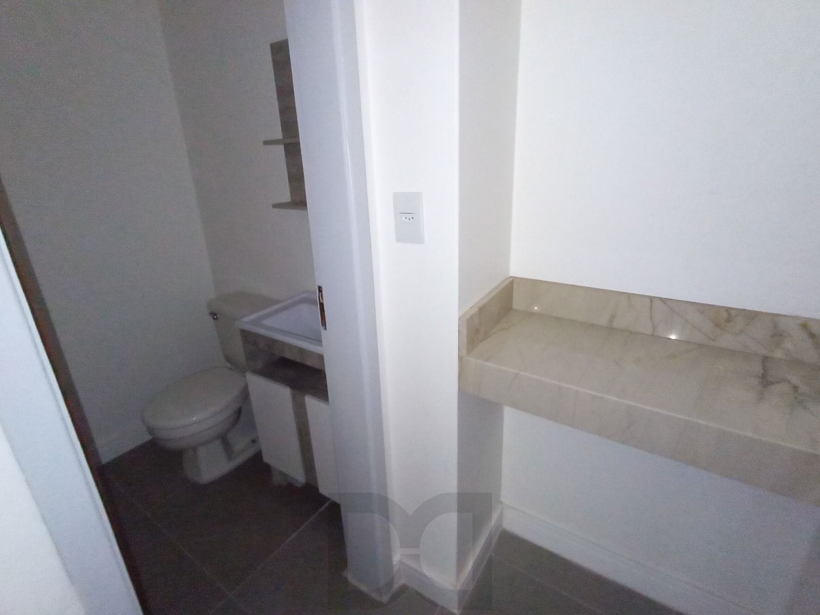 Excelente oportunidade!!! Sala Comercial no coração do Menino Deus!! Toda estrutura por apenas R$ 140.000,00!! — foto 11