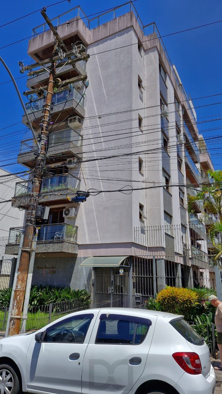 Apartamento na Av. Getulio Vargas com 3 dormitórios sendo uma suíte, 1 garagem — foto 1