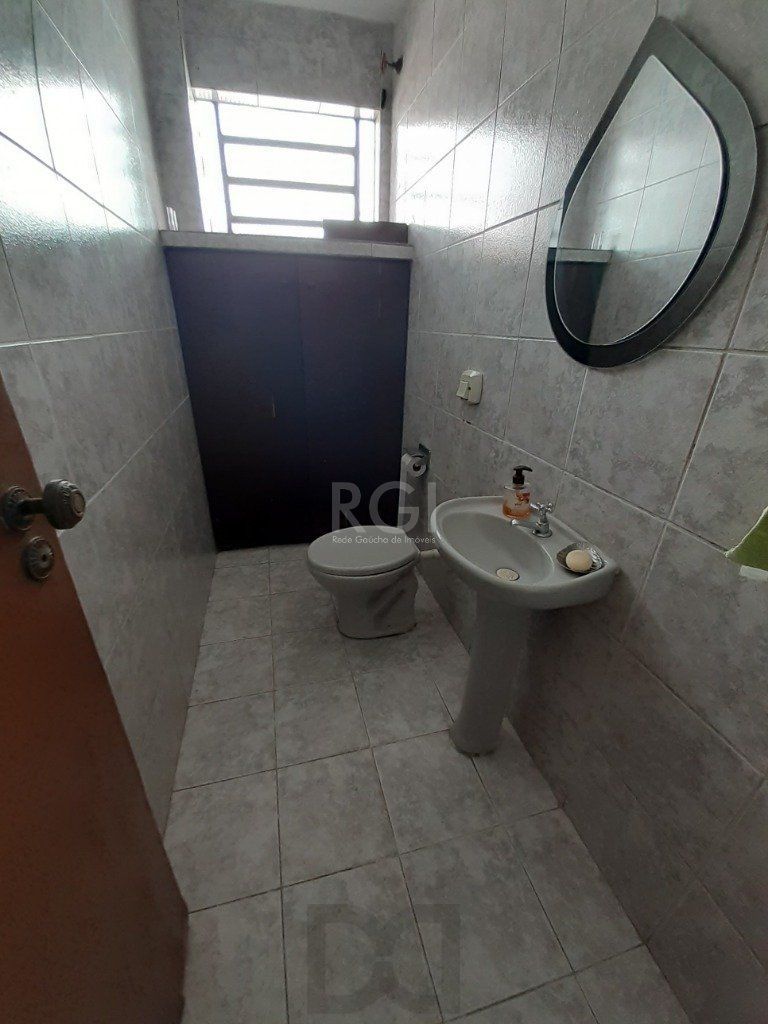 Casa para Venda - 185m², 4 dormitórios, sendo 1 suites, 2 vagas - Jardim Sabará — foto 8
