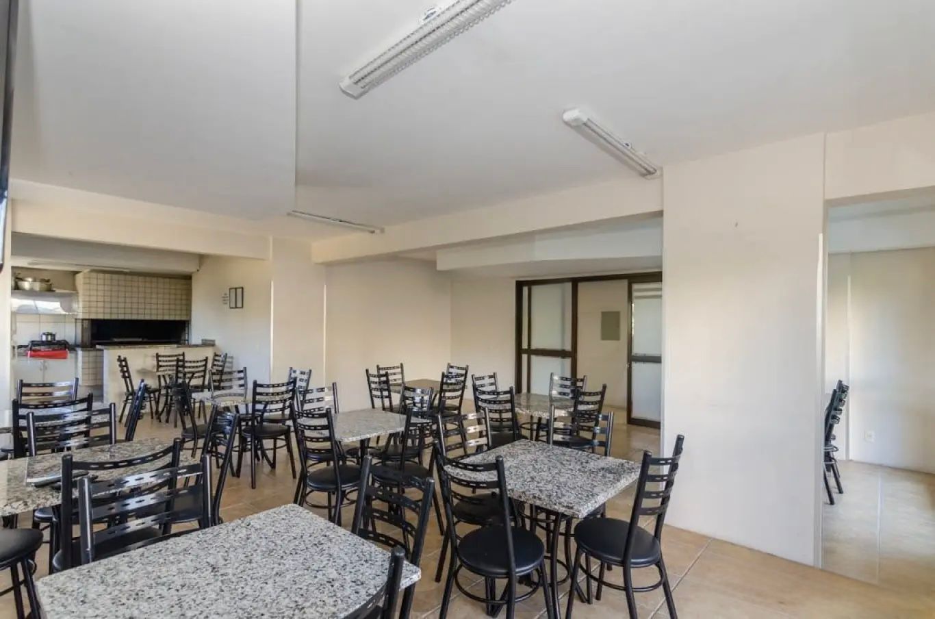 Apartamento 3 dormitórios em frente ao Estádio Beira Rio — foto 28