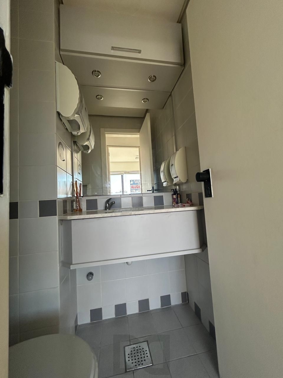 SALA COMERCIAL - 25,81m² - 1 vaga coberta -MENINO DEUS — foto 8