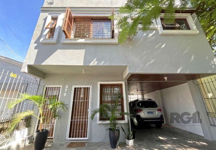 casa - 4 dorms. - 2 vagas - 200 m² - Partenon — foto 1