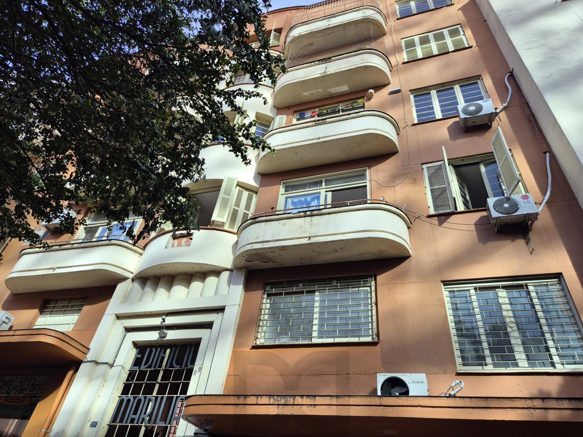 2 dormitório com área externa e churrasqueira — foto 1