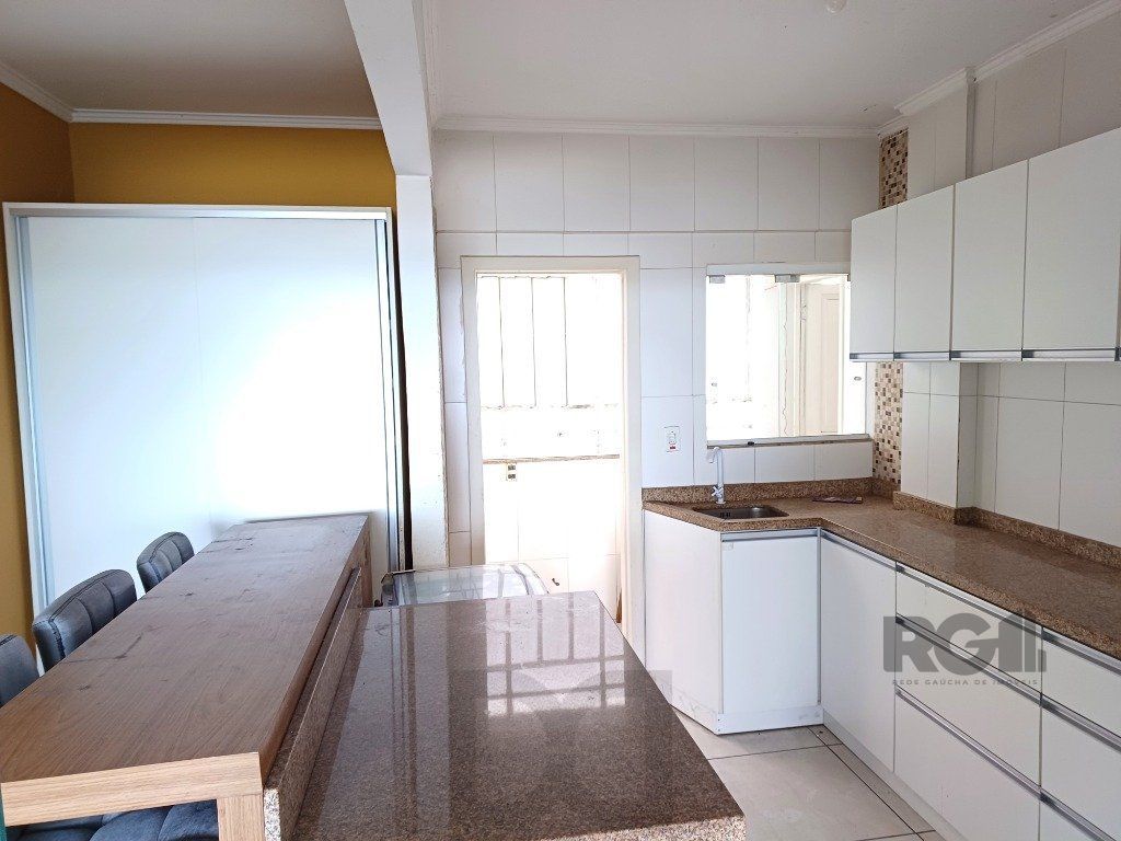 Apartamento - 2 dormitórios — foto 11
