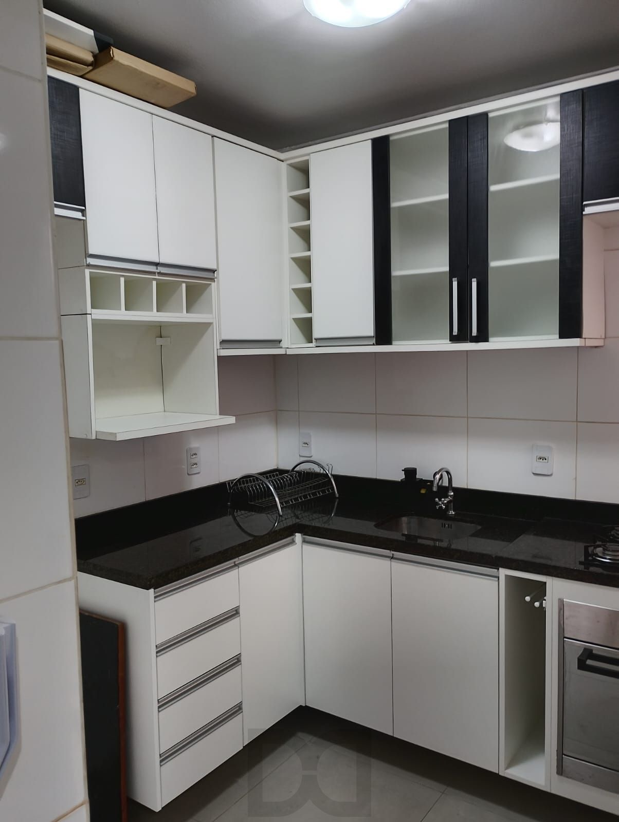 Apartamento Térreo, 02 dormitórios, 60,59m2 área privativa, quiosque com churrasqueira, Menino Deus — foto 18