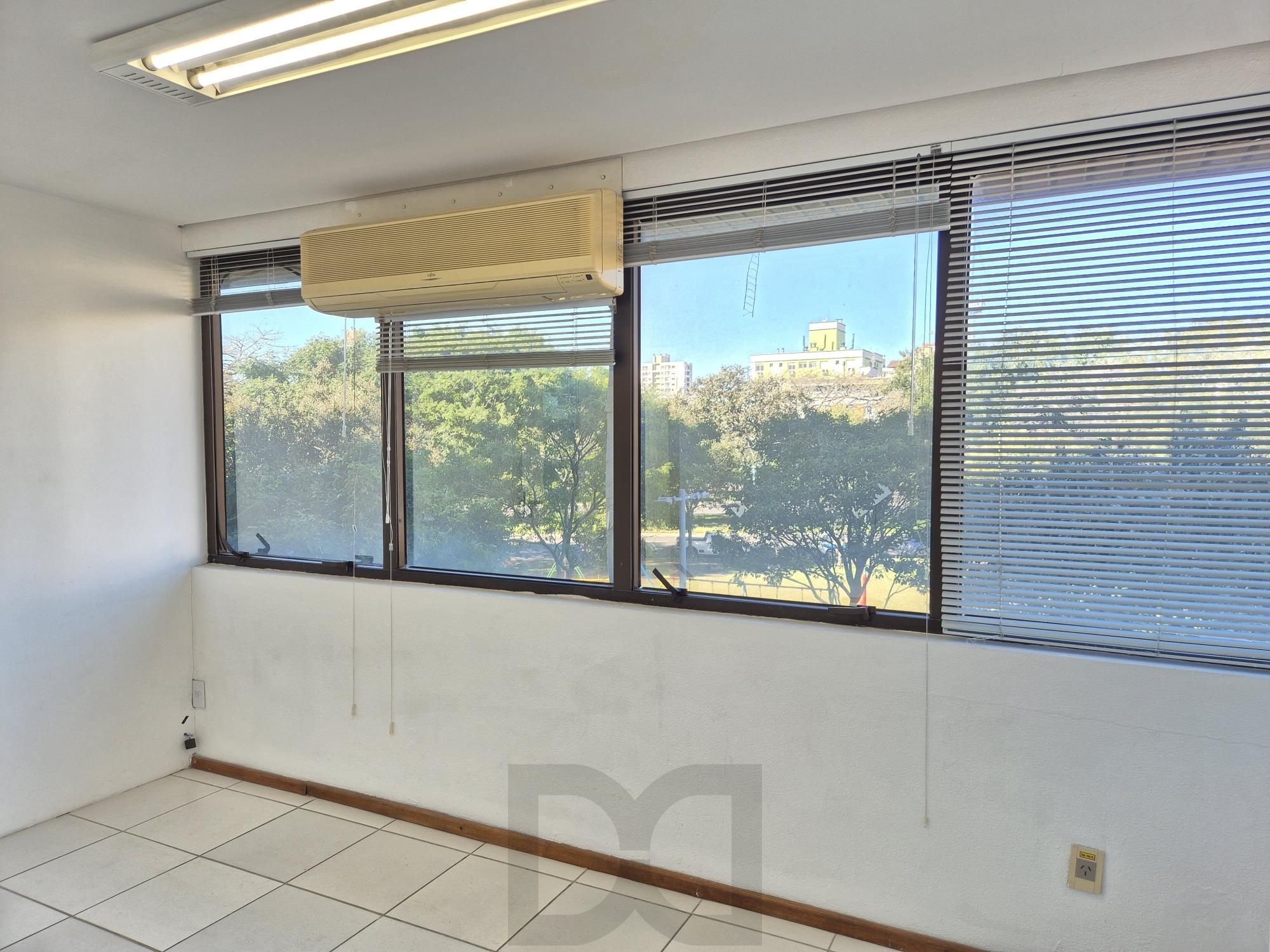 Sala com 6 divisórias e 2 vagas — foto 6