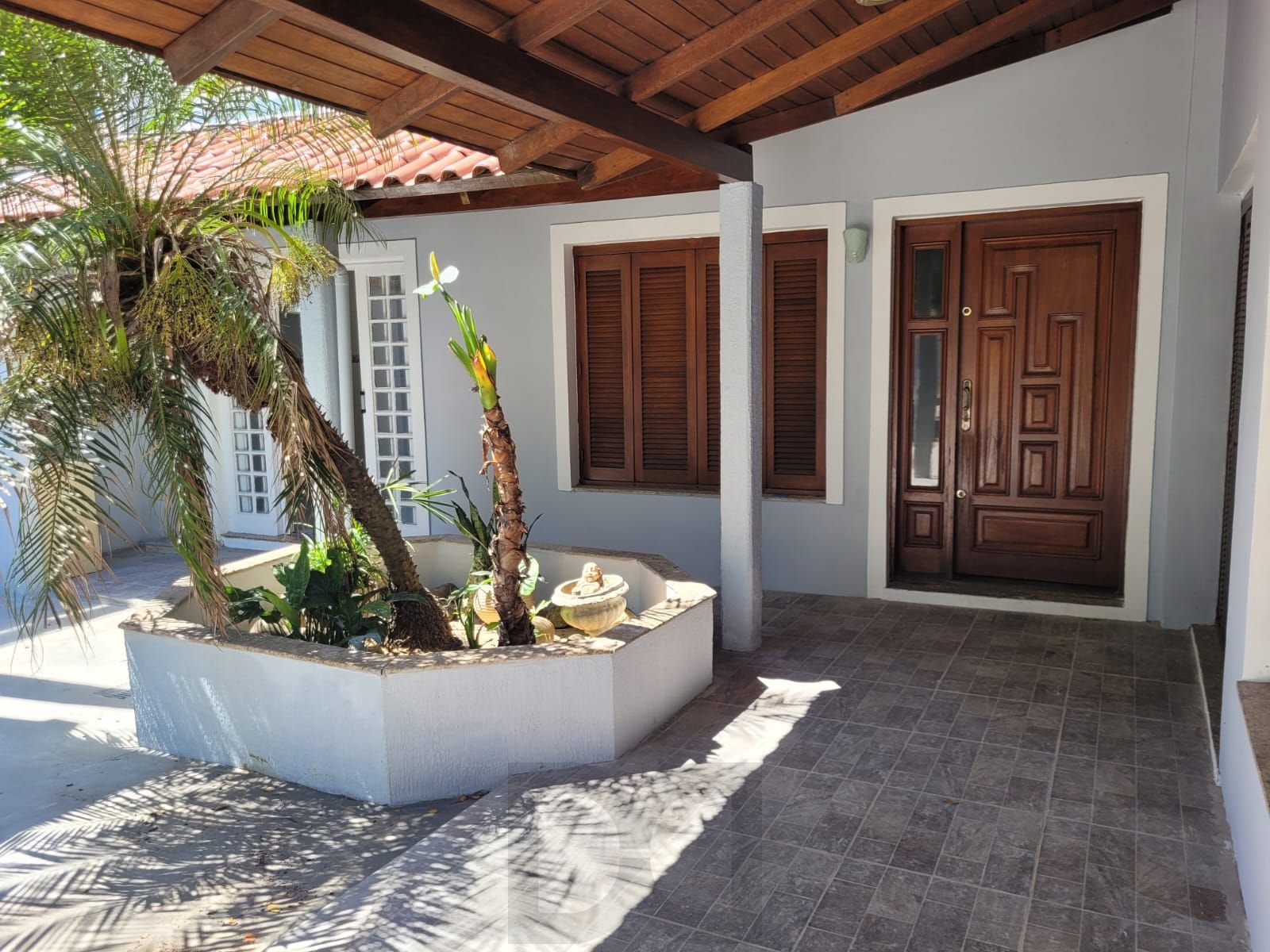 Casa no bairro Ipanema com 291 m² de área privativa e 8 garagens — foto 5