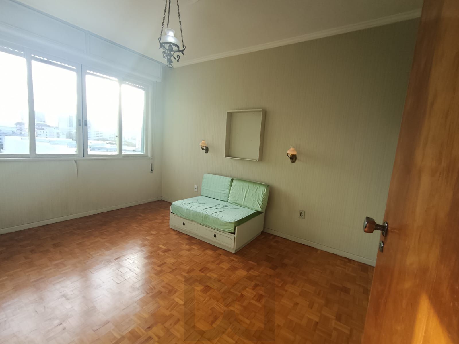 Apartamento 3 dormitórios - 132,00 m² - 1 vaga - MENINO DEUS — foto 12