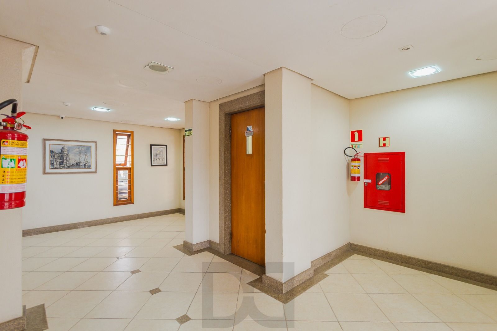 Apartamento 2 dormitórios - Próximo ao Menino Deus — foto 22