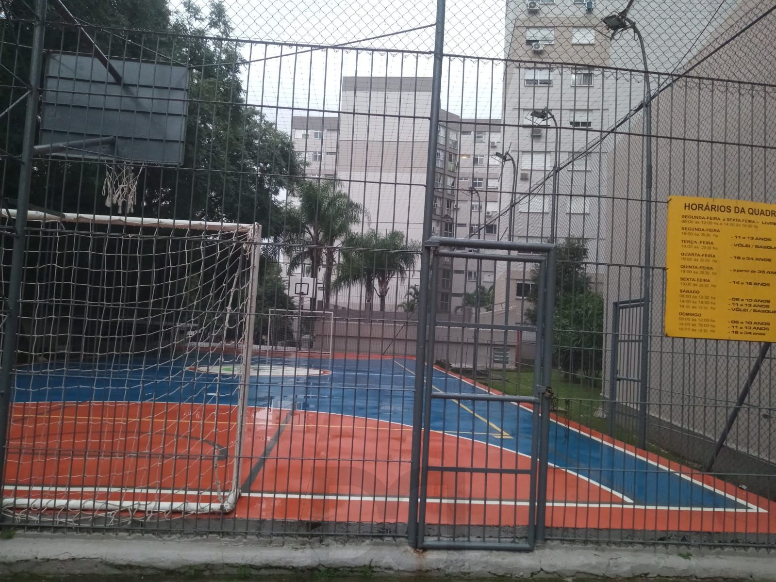 Apartamento três dormitórios, vaga rotativa Bairro Cristal — foto 11