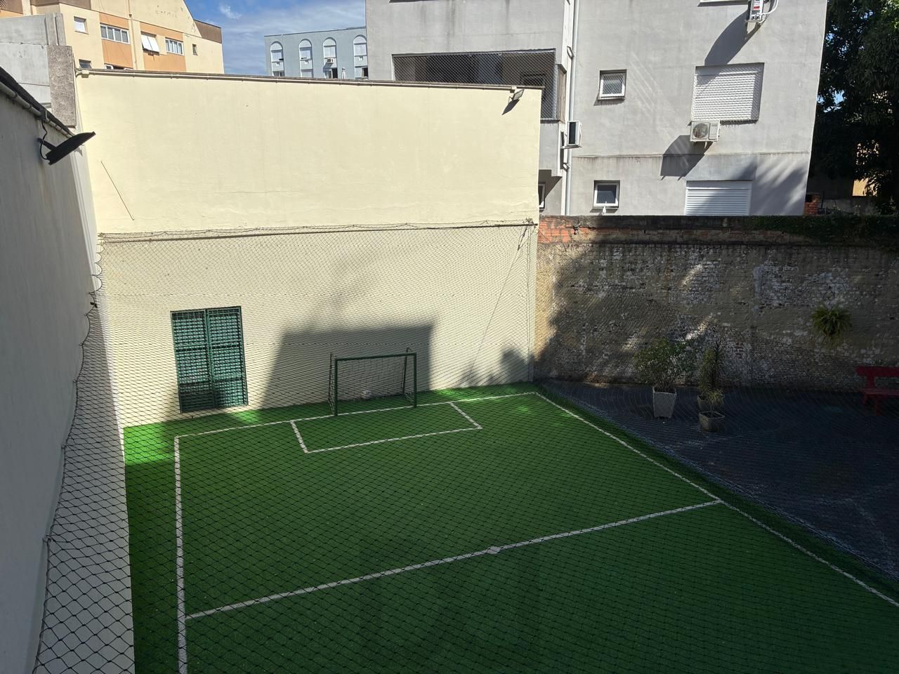 ÓTIMO APARTAMENTO 2 DORMITÓRIOS COM VAGA ESCRITURADA NO MENINO DEUS — foto 79
