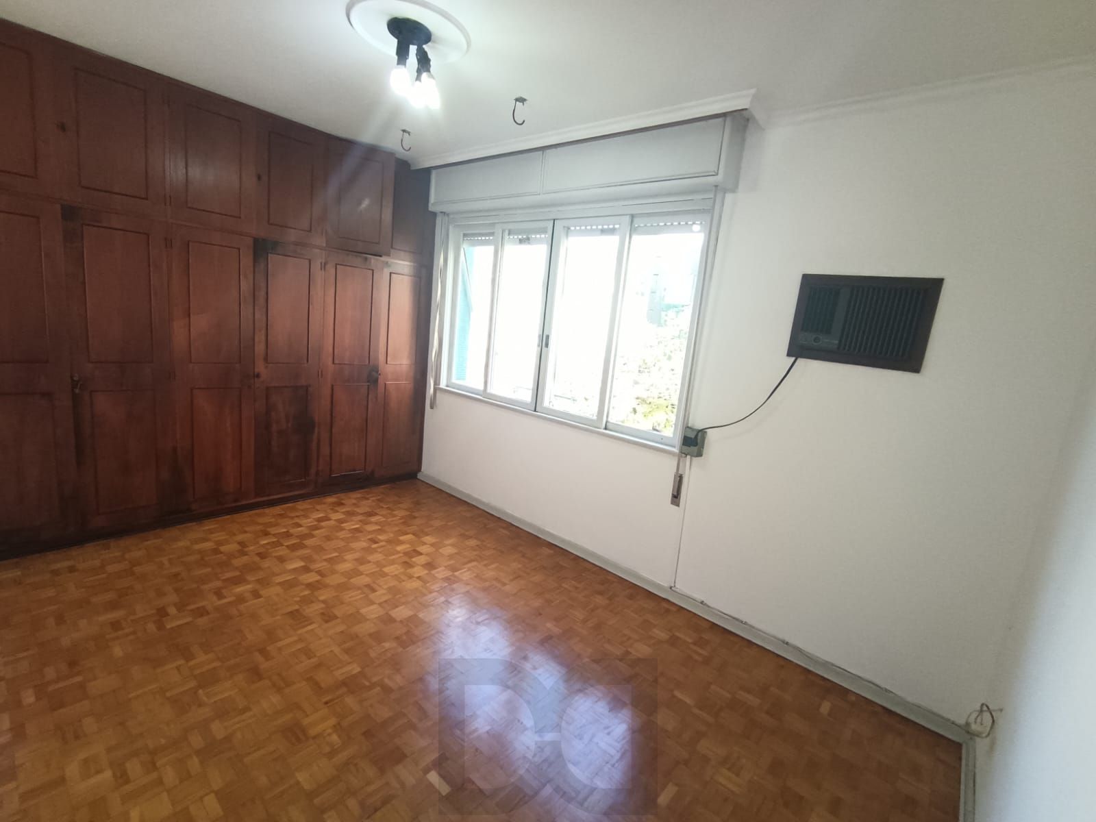 Apartamento 3 dormitórios - 132,00 m² - 1 vaga - MENINO DEUS — foto 16
