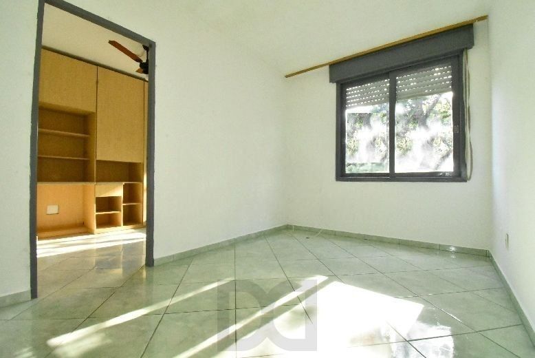 ÓTIMO APARTAMENTO DE UM DORMITÓRIO NO BAIRRO CAVALHADA — foto 1