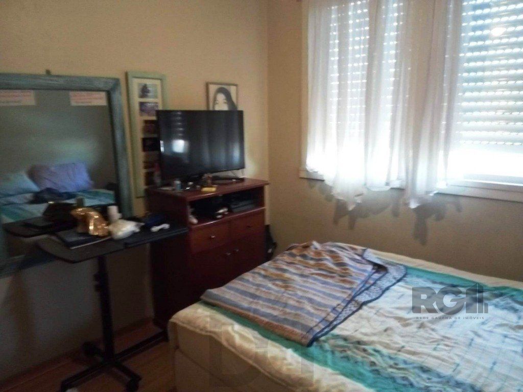 APARTAMENTO - 2 dorms.  70,20 m² - MENINO DEUS — foto 8
