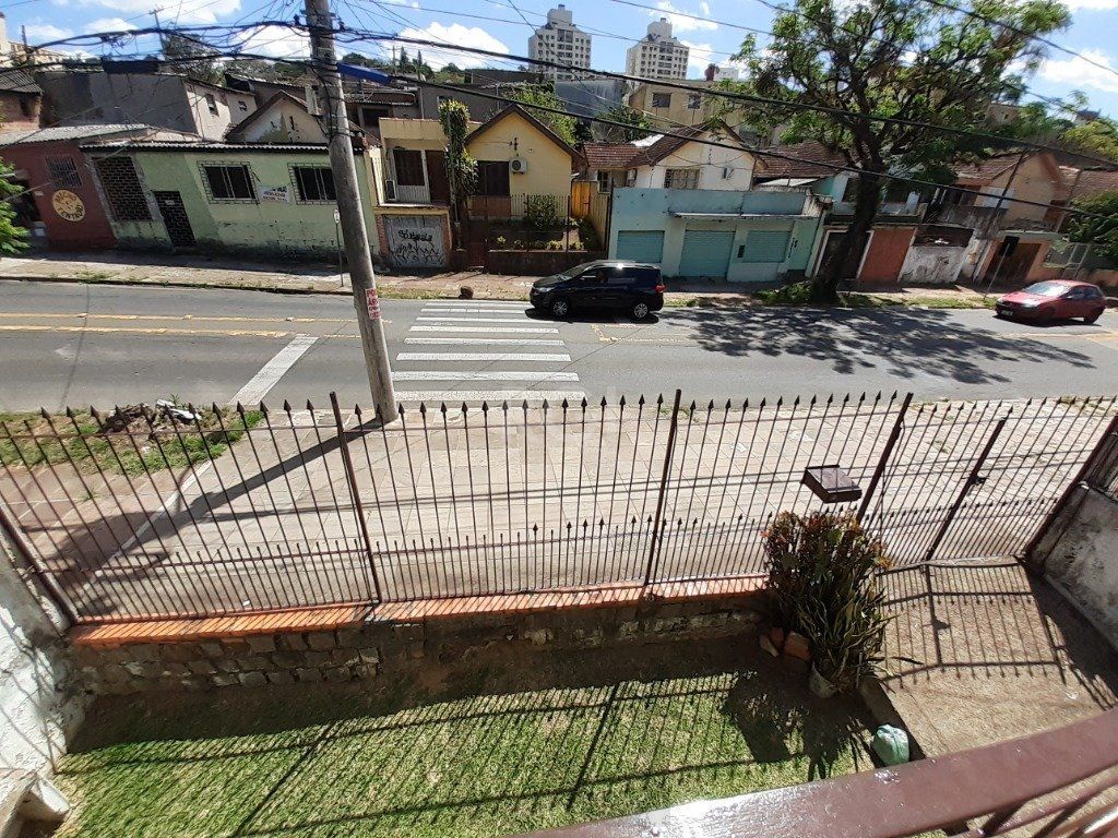 Casa para Venda - 185m², 4 dormitórios, sendo 1 suites, 2 vagas - Jardim Sabará — foto 15