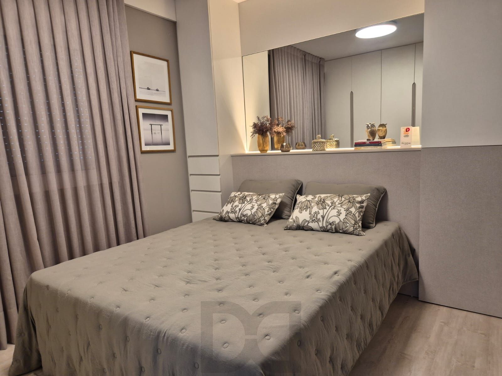 Apartamento 2 Dormitórios, Decorado e com Vaga de Garagem | Pronto para Morar! — foto 8