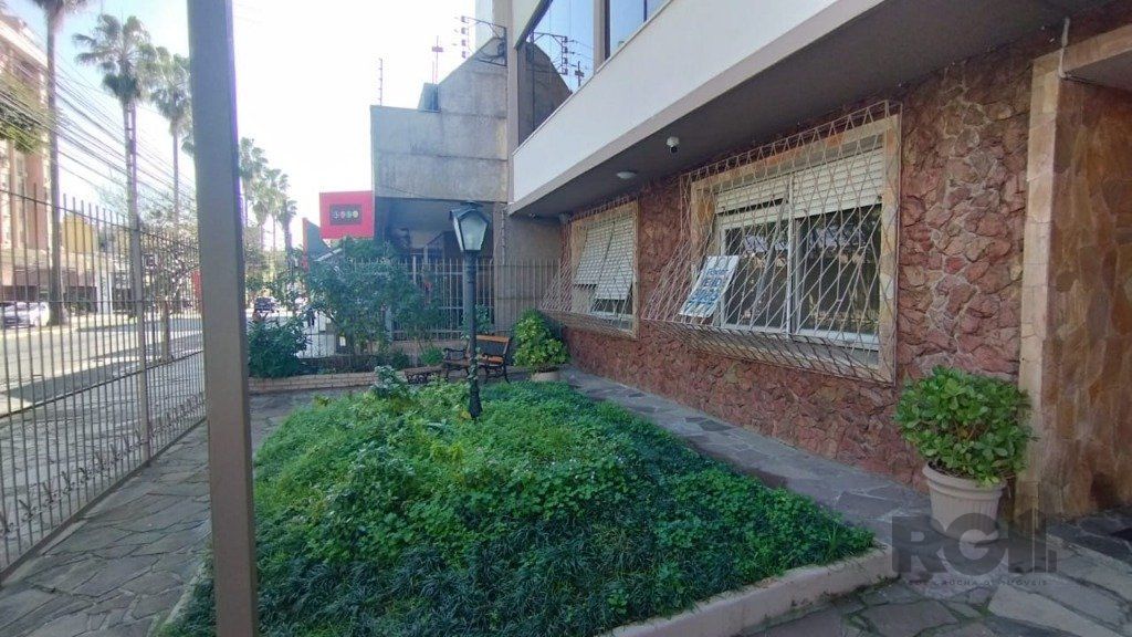 apartamento - 2 dormitórios - 101,50 m² - Menino Deus — foto 20