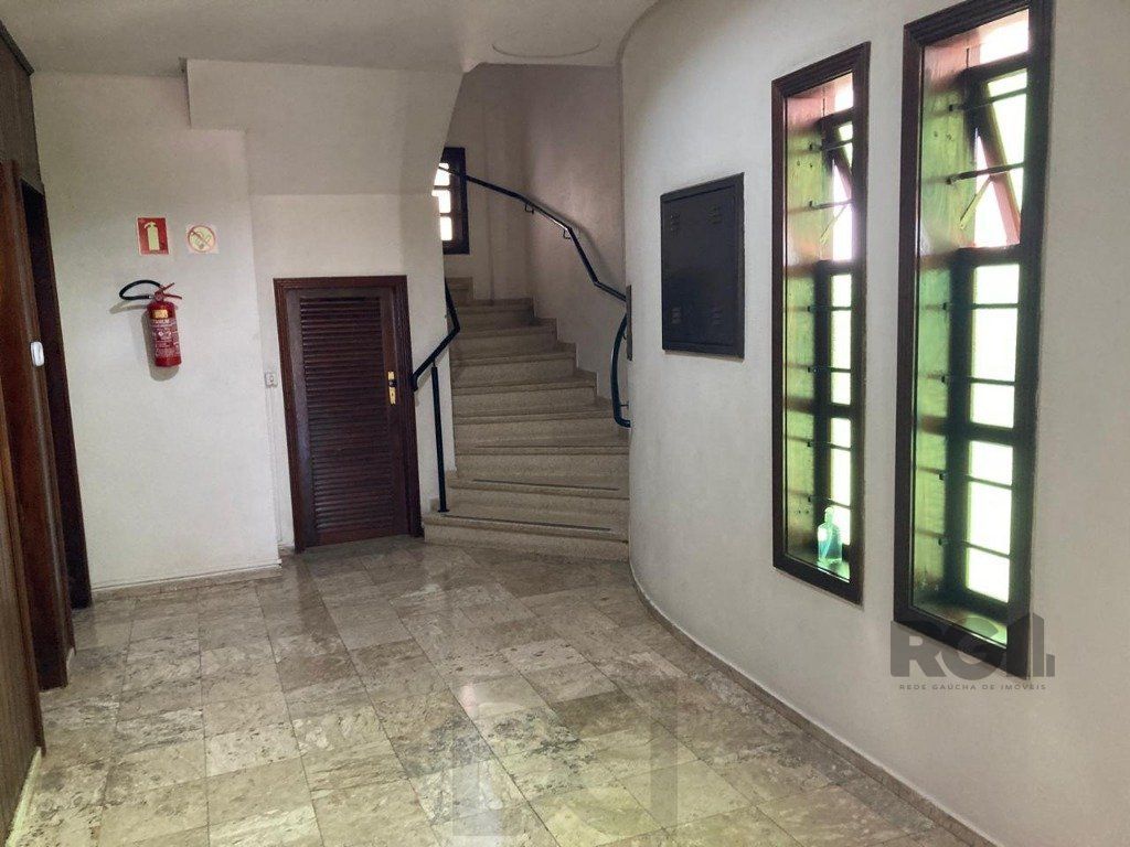 APARTAMENTO DE COBERTURA - 2 dorms. - 1 vaga - 118,02 m² - MENINO DEUS — foto 8