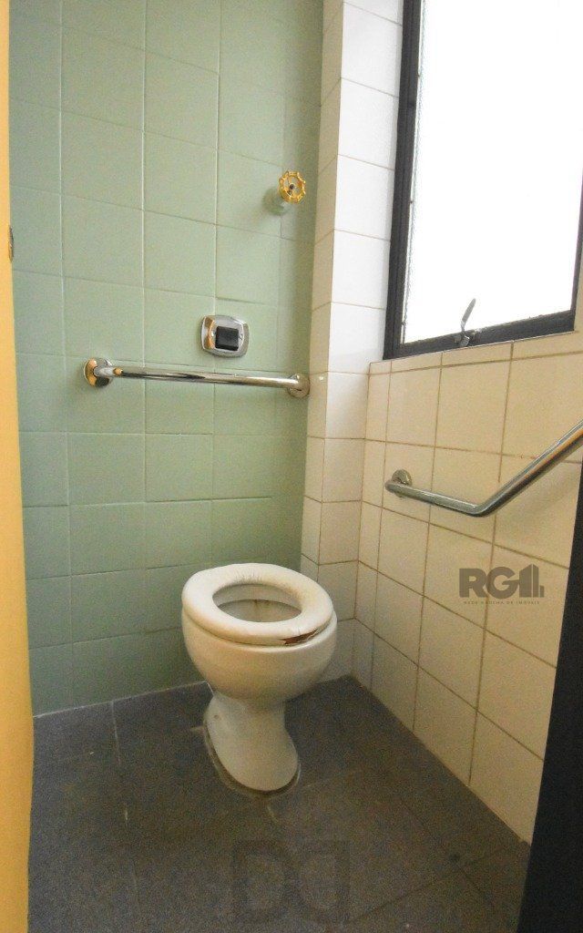 Sala comercial na Azenha 489m² — foto 5