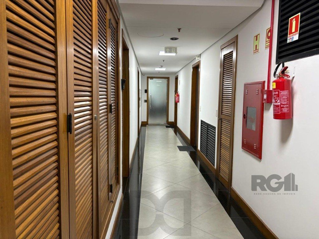 ótima Sala comercial no bairro Três Figueiras 39m² — foto 17