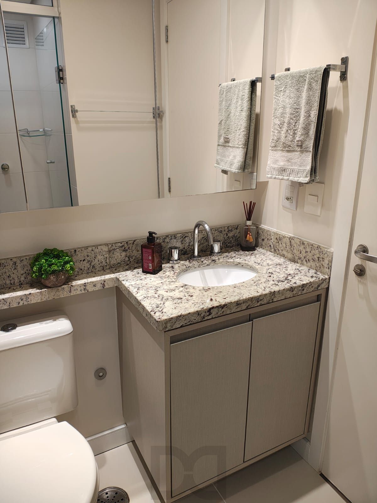 Excelente Oportunidade apartamento com móveis planejados em todos os ambientes e infraestrutura completa!!! — foto 32