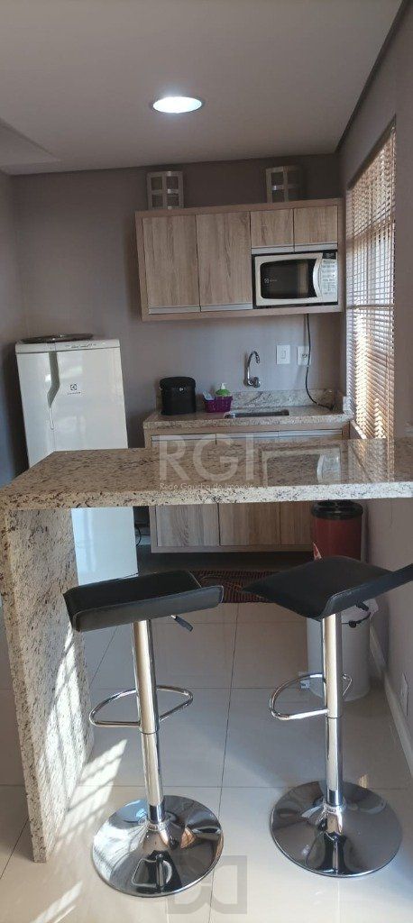 sala - 30,23 m² - Menino Deus — foto 25