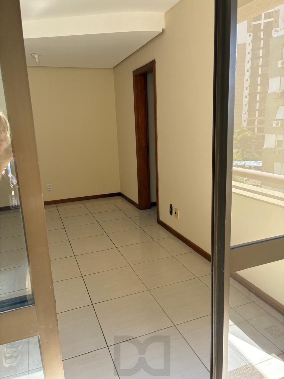 ÓTIMO APARTAMENTO 2 DORMITÓRIOS COM VAGA ESCRITURADA NO MENINO DEUS — foto 78