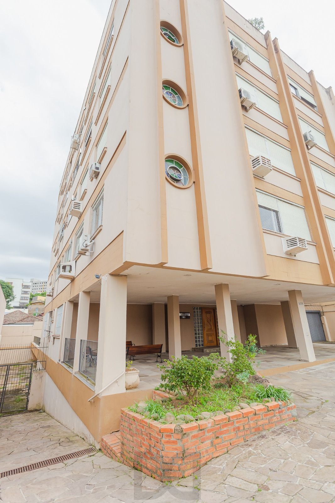 Apartamento 2 dormitórios - Próximo ao Menino Deus — foto 27