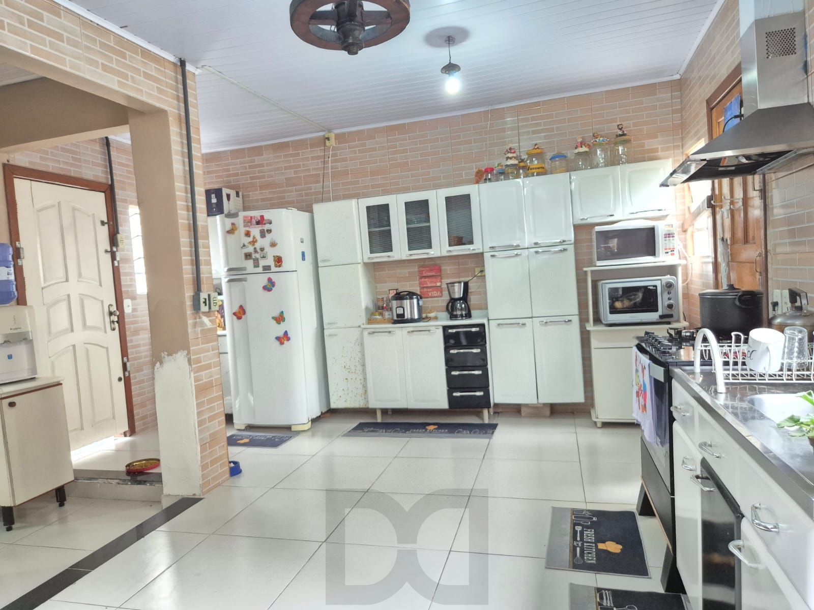 Casa térrea com pátio aos fundos — foto 3