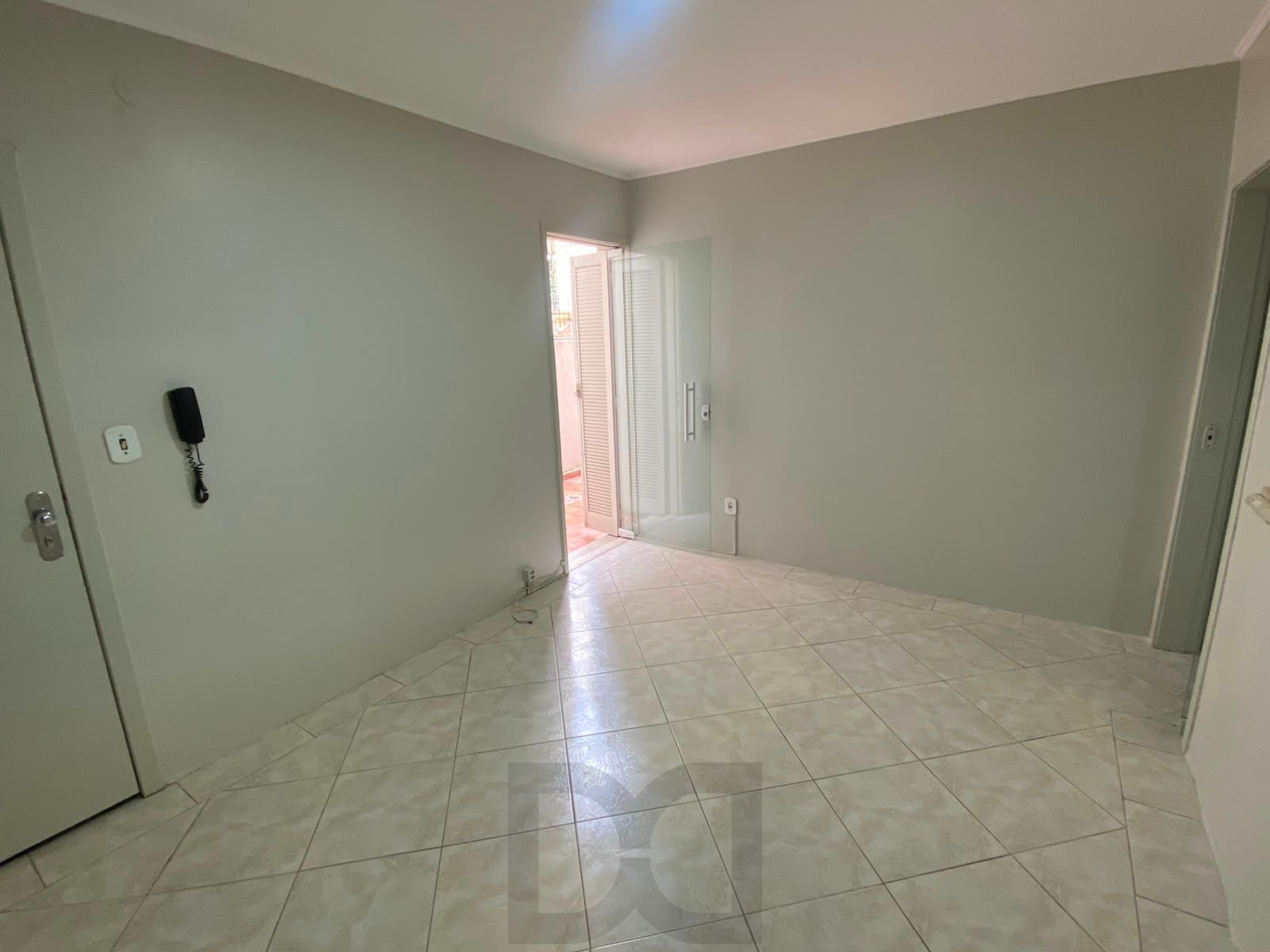 Térreo com 2 dormitórios e pátio — foto 1