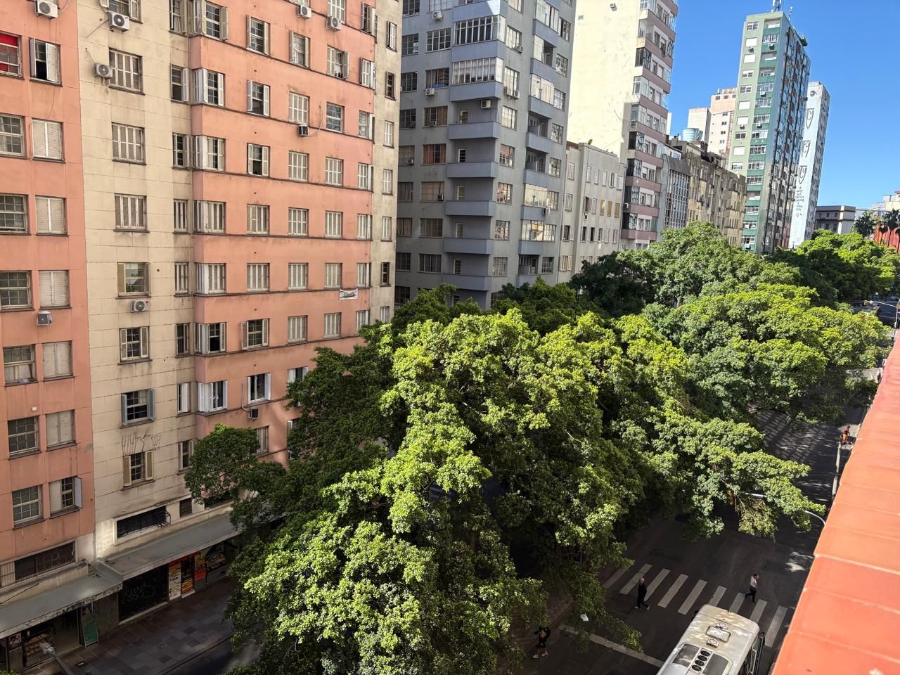 Sala comercial 822,66m² no centro de Porto Alegre — foto 47