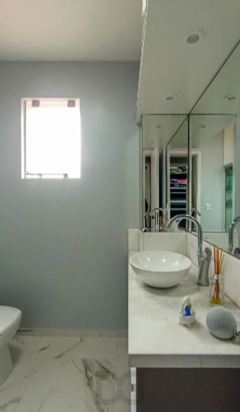 Cobertura dcom 02 dorm . Dependencia de Empregada, com 154,22m2 area privativa com garagem Menino Deus — foto 14