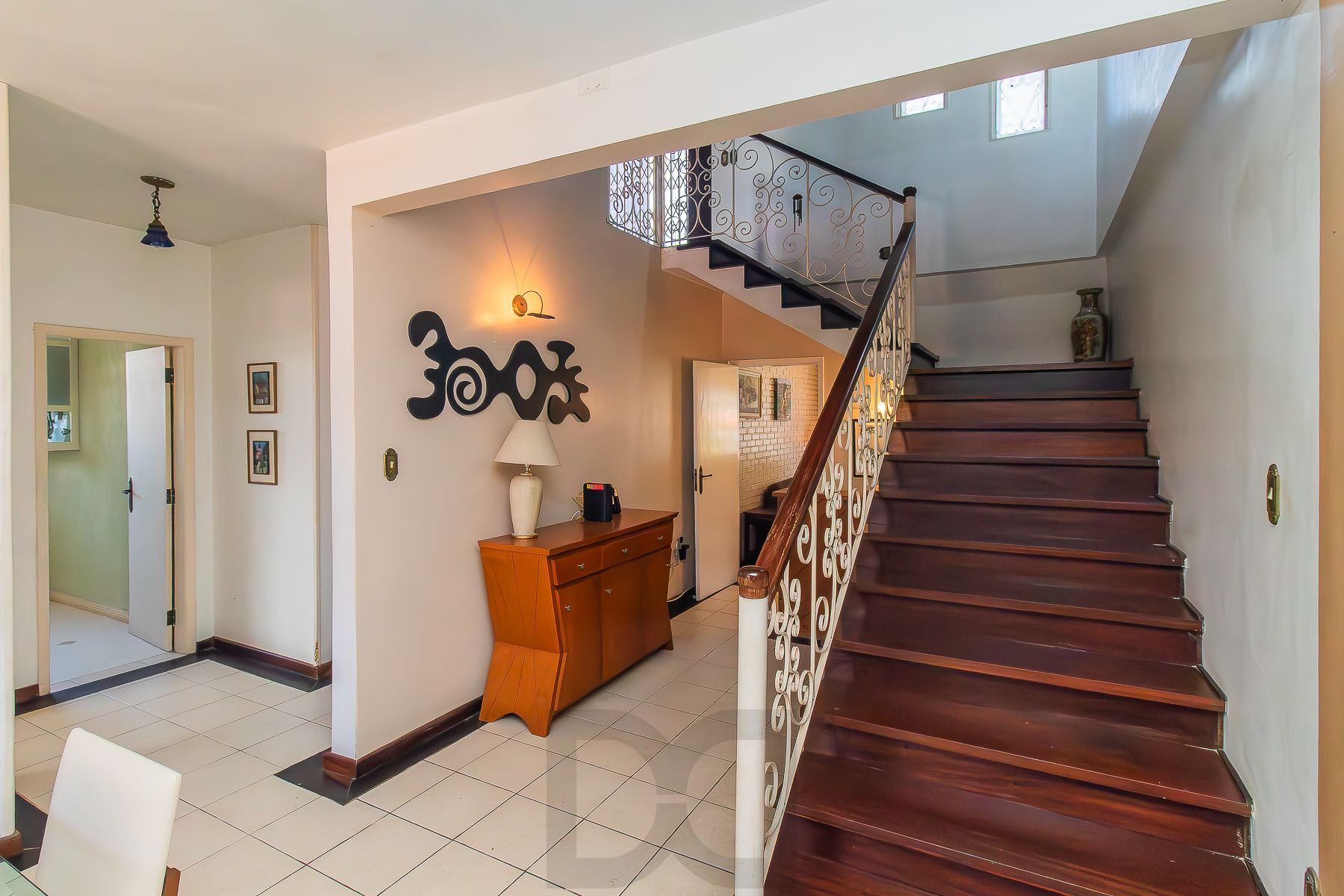 Casa com 5 dormitórios e muito mais — foto 4